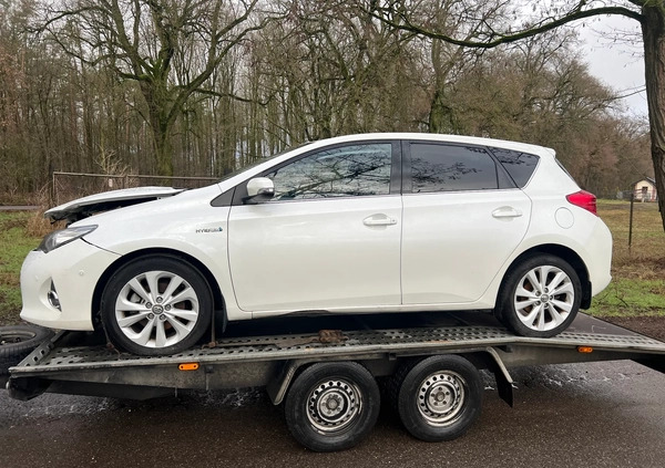 Toyota Auris cena 17900 przebieg: 252000, rok produkcji 2013 z Chodzież małe 67